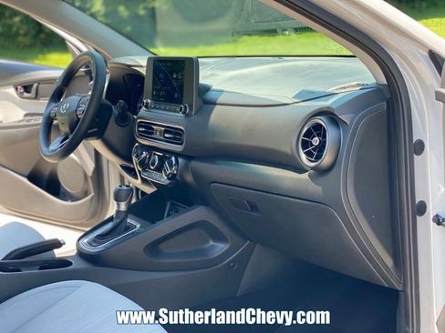 Used 2023 Hyundai Kona SEL w/ Cargo Package AWD/4WD image 17