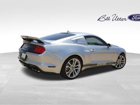 Used 2022 Ford Mustang GT Premium RWD image 5