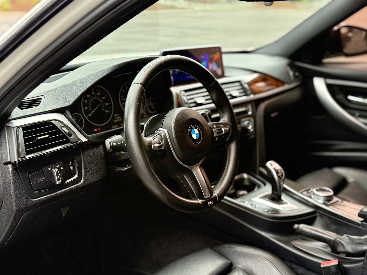 Used 2014 BMW 335i Sedan RWD image 10