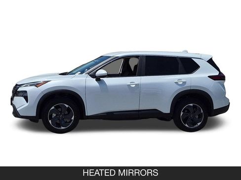 Used 2025 Nissan Rogue SV FWD image 5