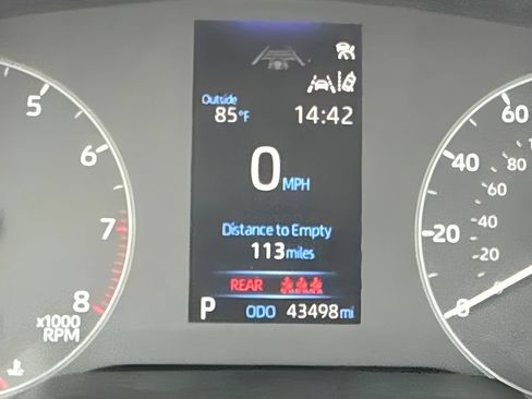 Used 2023 Toyota Corolla Cross LE FWD image 20