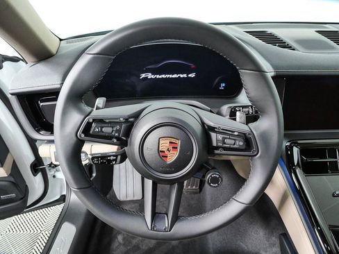 New 2026 Porsche Panamera 4 AWD/4WD image 9