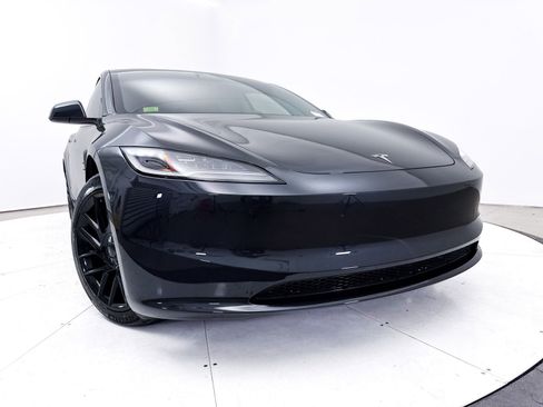 Used 2024 Tesla Model 3 Long Range image 7