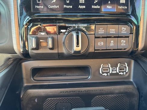 Used 2024 RAM 2500 Limited w/ Safety Group image 38