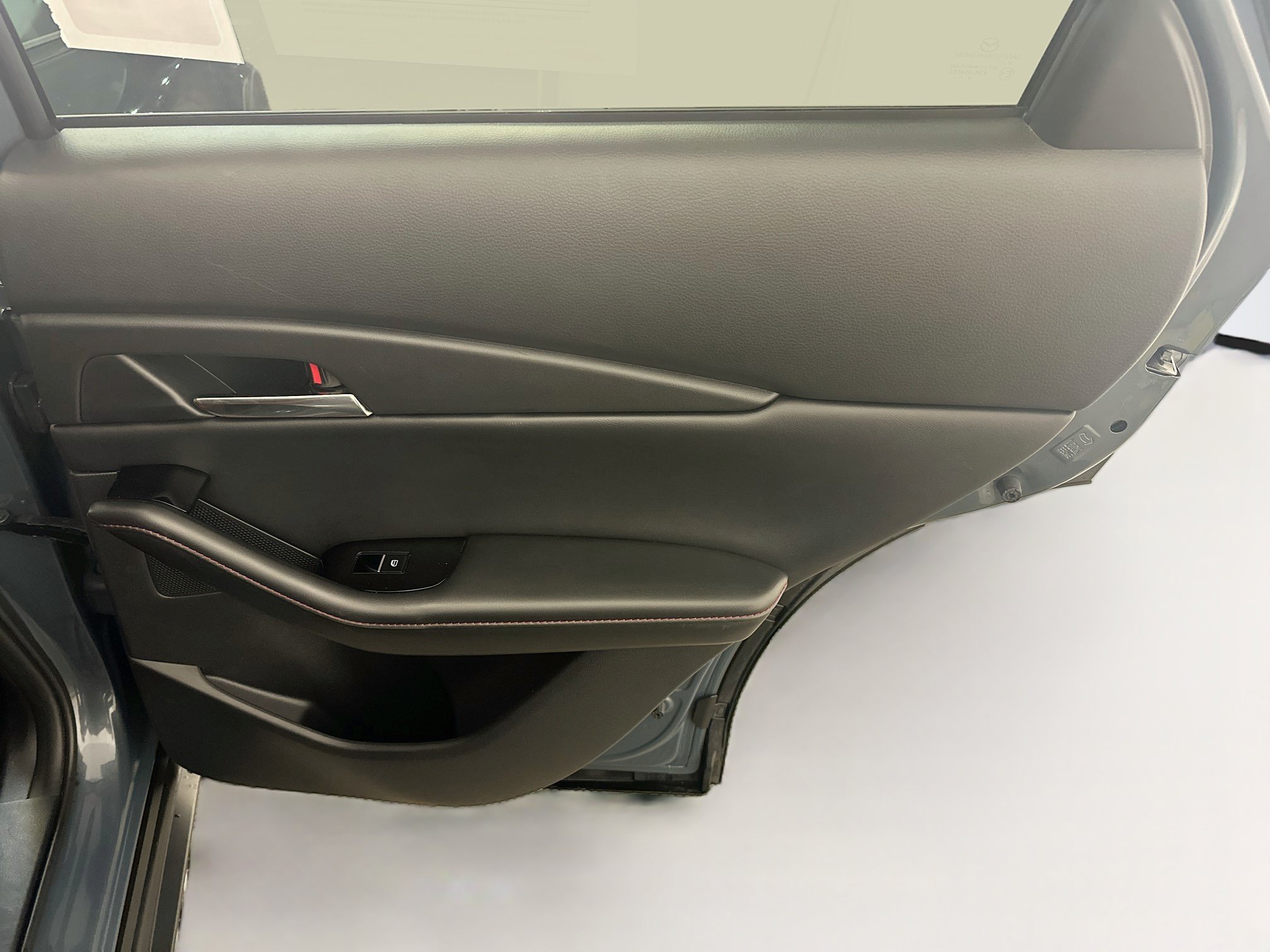 Used 2025 MAZDA CX-30 AWD 2.5 S w/ Preferred Package image 32