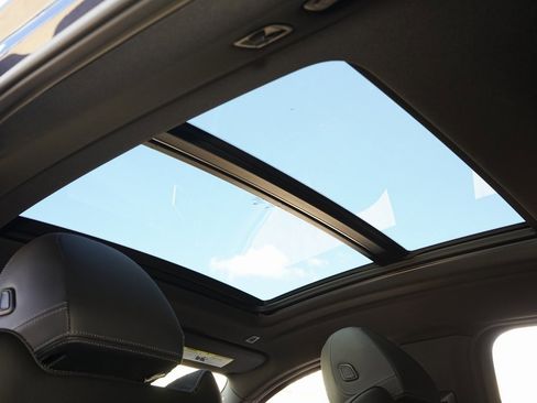 Used 2024 BMW X4 xDrive30i image 13