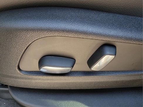 New 2025 Cadillac XT5 Luxury w/ LPO, Floor Liner Package image 15