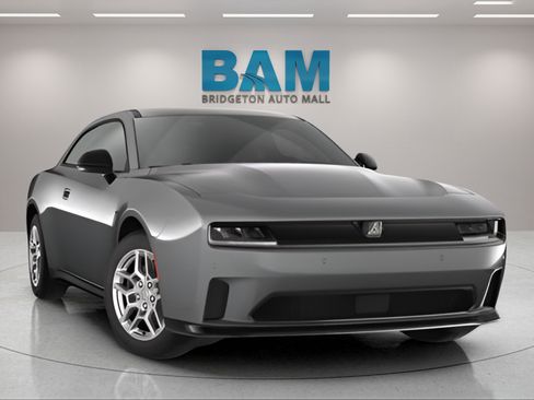 New 2025 Dodge Charger Daytona R/T w/ Sun & Sound Package AWD/4WD image 7