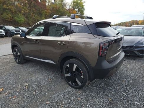 New 2026 Nissan Kicks SR AWD/4WD image 3