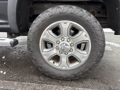 Used 2018 RAM 2500 Big Horn image 16