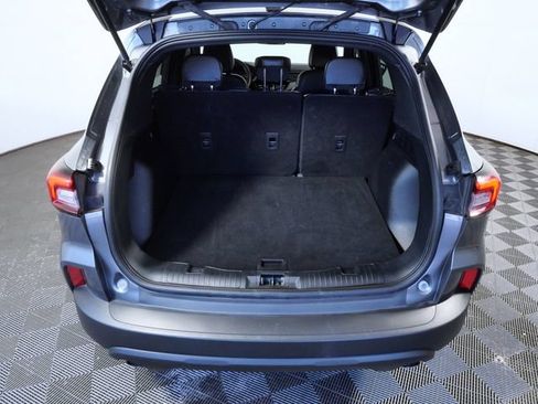 Certified 2025 Ford Escape ST-Line AWD/4WD image 9