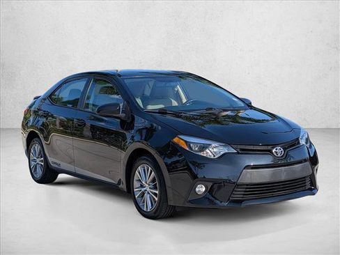 Used 2014 Toyota Corolla LE FWD image 3