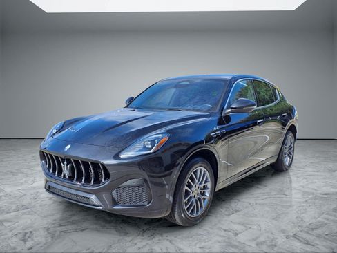 Used 2023 Maserati Grecale GT AWD/4WD image 3