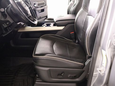 Used 2022 RAM 2500 Laramie image 12