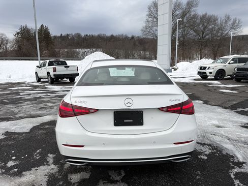 Used 2022 Mercedes-Benz C 300 4MATIC Sedan w/ Pinnacle Trim Package image 6