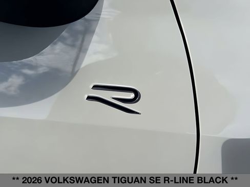 New 2026 Volkswagen Tiguan SE R-Line image 19