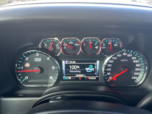 Used 2016 Chevrolet Tahoe LT image 17