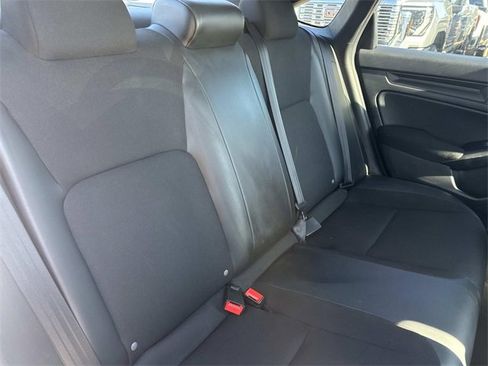 Used 2022 Honda Civic Sport image 12