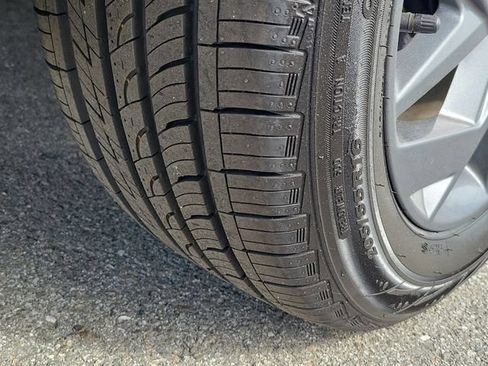 Certified 2024 Hyundai Elantra SEL FWD image 30