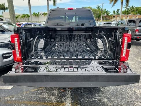 Used 2023 Ford F250 XLT w/ Black Appearance Package AWD/4WD image 6