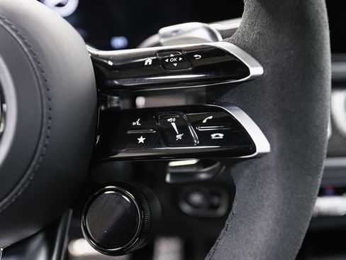 Used 2025 Mercedes-Benz GLS 63 AMG GLS 63 AMG image 13