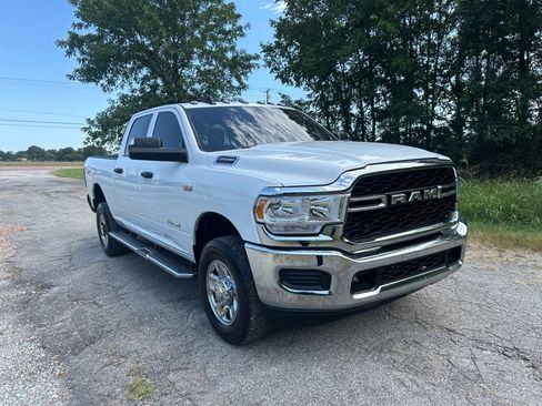 Used 2020 RAM 2500 Tradesman w/ Chrome Appearance Group AWD/4WD image 1