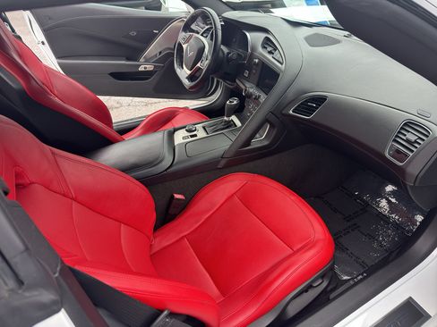 Used 2019 Chevrolet Corvette Stingray Coupe w/ Battery Protection Package RWD image 12
