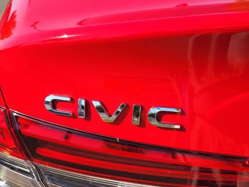 Used 2023 Honda Civic Sport image 10
