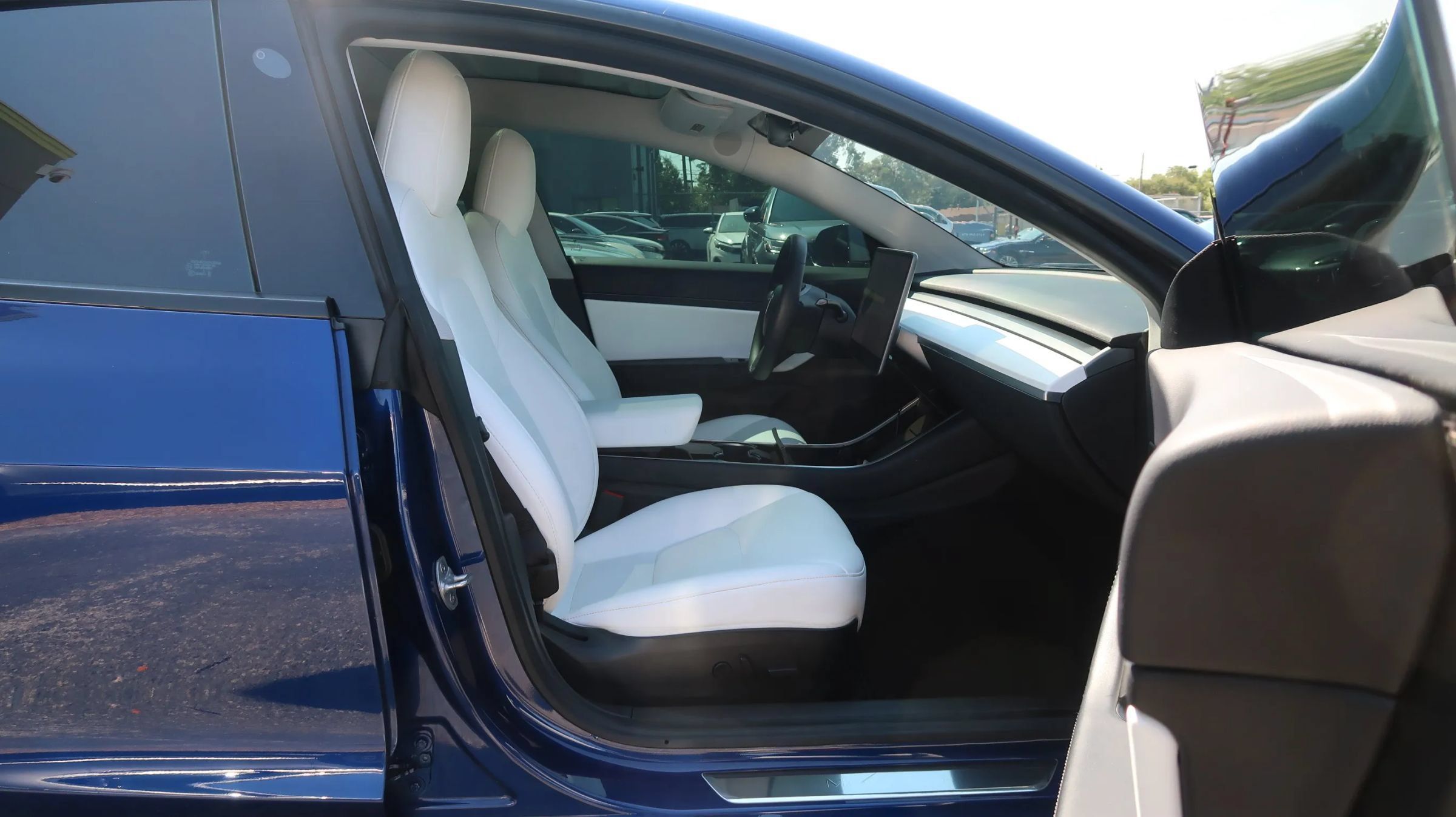 Used 2020 Tesla Model 3 Performance AWD/4WD image 25