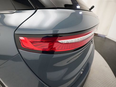 Used 2025 Lincoln Corsair Reserve w/ Towing Package image 32