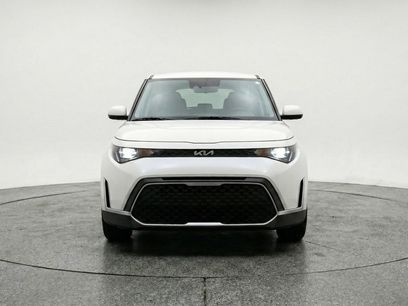 Used 2025 Kia Soul LX w/ LX Technology Package