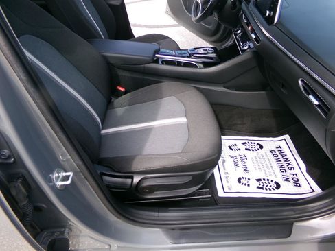 Used 2020 Hyundai Sonata SEL w/ Convenience + Sunroof Package FWD image 25