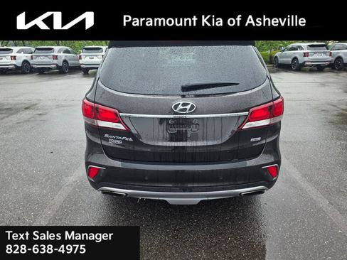 Used 2017 Hyundai Santa Fe FWD image 4