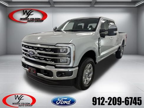 New 2026 Ford F350 4x4 Crew Cab Super Duty image 1