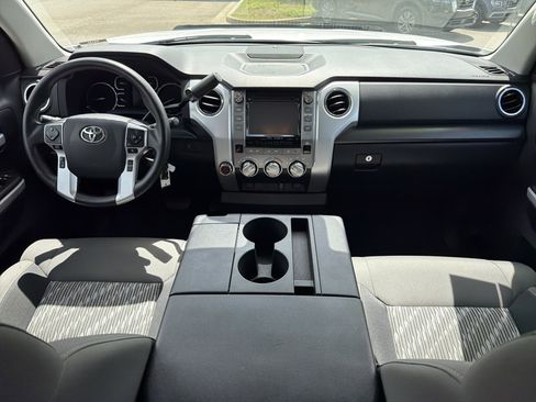 Used 2019 Toyota Tundra SR5 AWD/4WD image 4