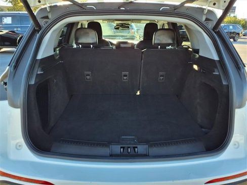 Certified 2022 Lincoln Corsair AWD w/ Equipment Group 101A image 25