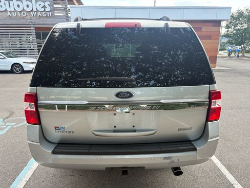 Used 2017 Ford Expedition EL Limited w/ Equipment Group 301A AWD/4WD image 6
