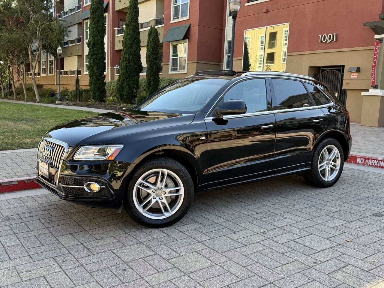 Used 2015 Audi Q5 3.0T Premium Plus AWD/4WD image 2