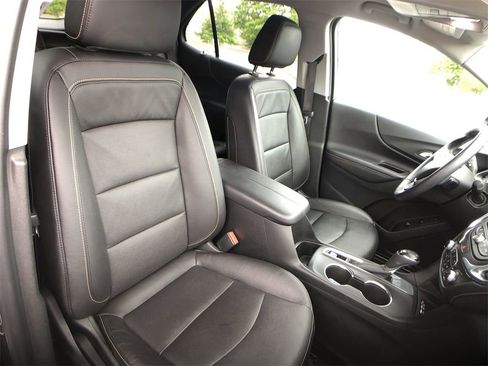 Used 2020 Chevrolet Equinox Premier image 24