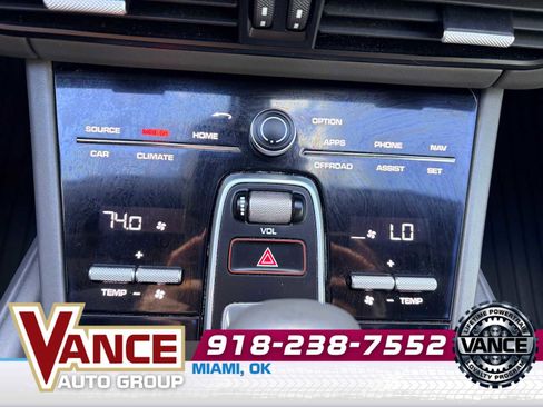 Used 2019 Porsche Cayenne S image 23