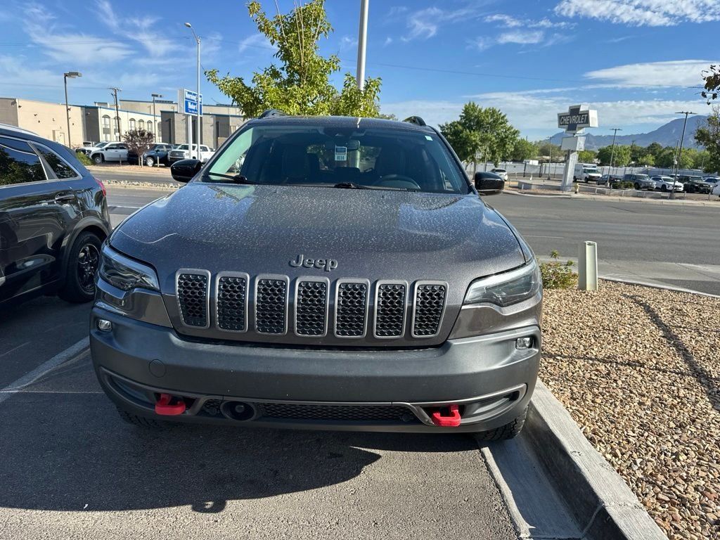 Used 2022 Jeep Cherokee Trailhawk AWD/4WD image 2