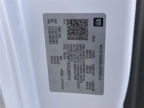 New 2025 GMC Savana 3500 Extended w/ Driver Convenience Package image 31