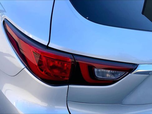 Used 2020 INFINITI QX60 Luxe w/ Essential Package image 54