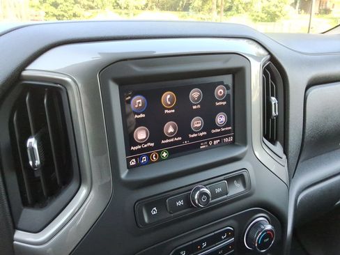 Certified 2025 Chevrolet Silverado 2500 Custom w/ Custom Value Package AWD/4WD image 30