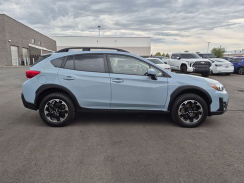Used 2023 Subaru Crosstrek 2.0i Premium AWD/4WD image 7