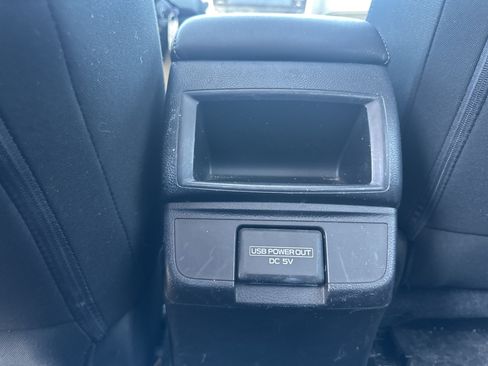 Used 2018 Subaru Outback 2.5i Premium AWD/4WD image 17