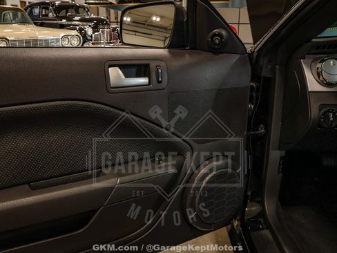 Used 2006 Ford Mustang GT Premium RWD image 99