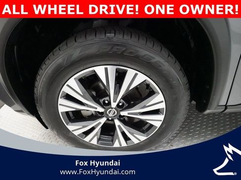 Used 2021 Nissan Rogue SV image 26