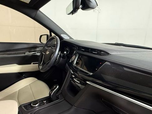 Certified 2023 Cadillac XT6 Sport w/ Technology Package image 36
