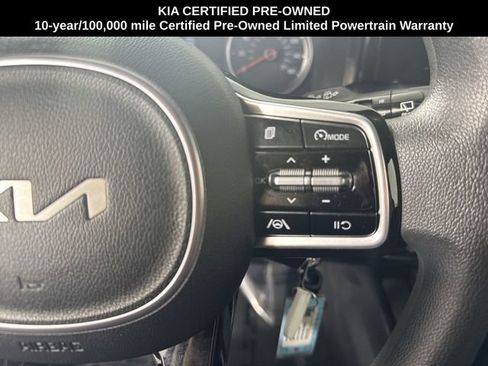 Certified 2023 Kia Sorento LX AWD/4WD image 12